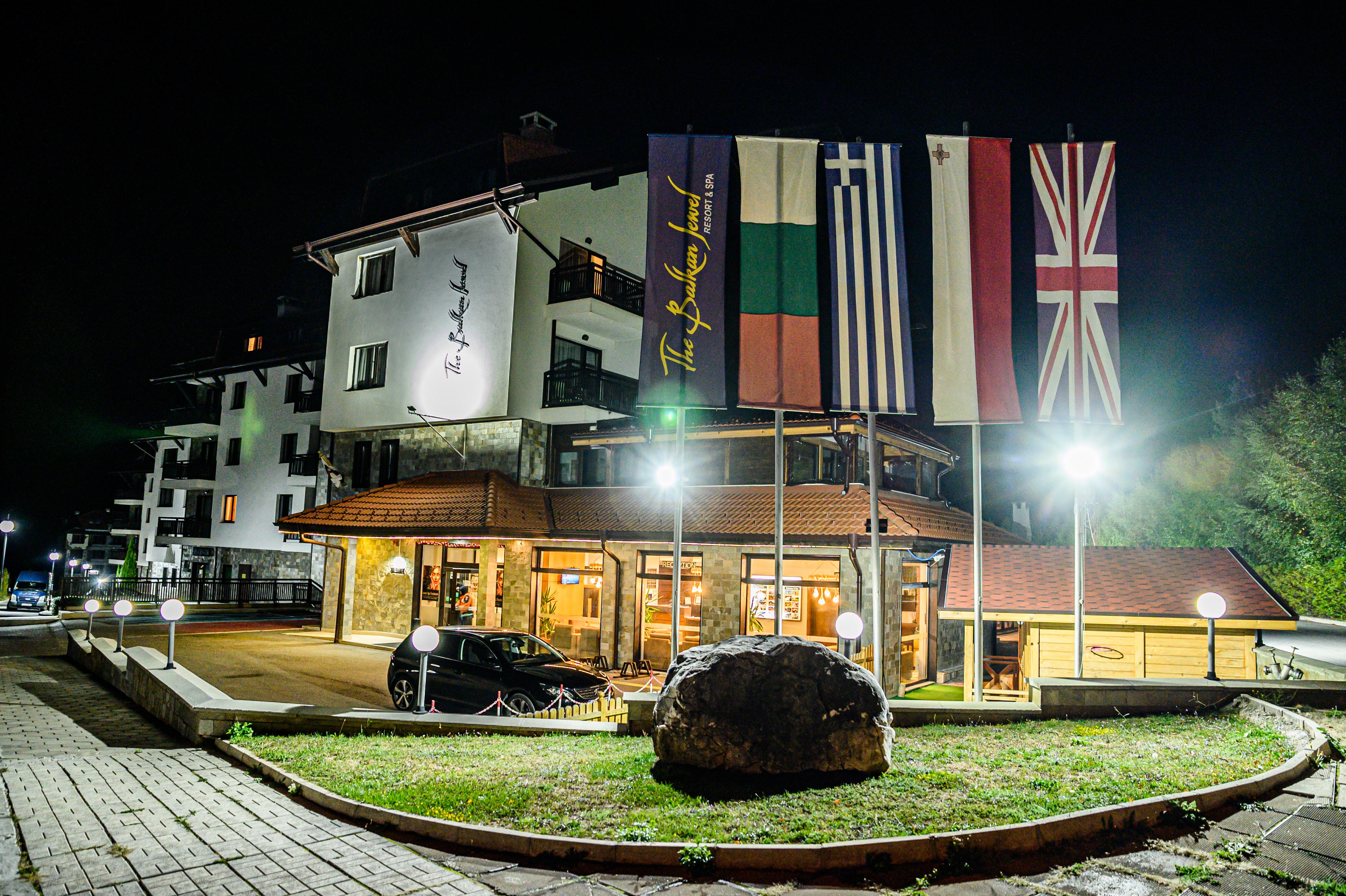 Balkan Jewel Resort&Chalets Razlog Bagian luar foto